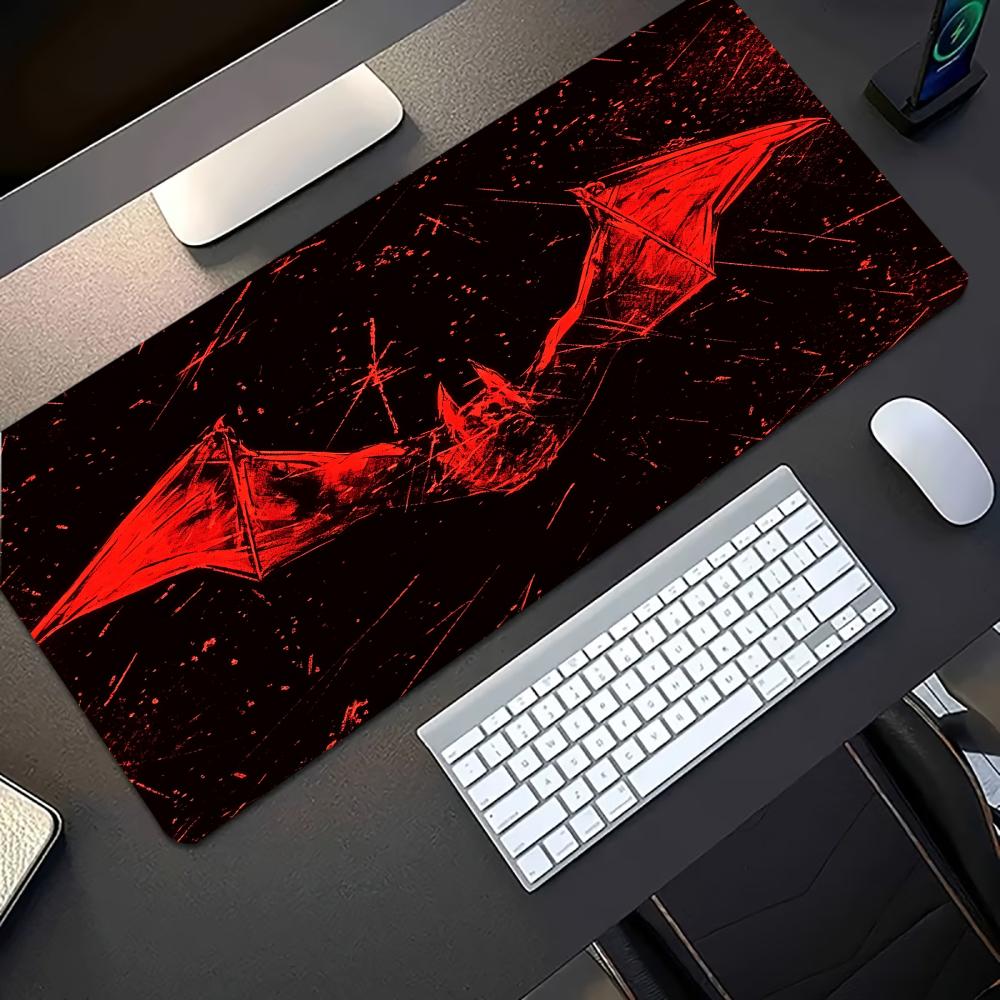 Desk Setup Red - แผ่นรองเมาส์เกมมิ่งขนาดใหญ่ลายค้างคาวสีแดงเข้ม แผ่นรองโต๊ะยางกันลื่น แผ่นรองคีย์บอร์ดสำหรับคอมพิวเตอร์ แล็ปท็อป สำนักงาน บ้าน